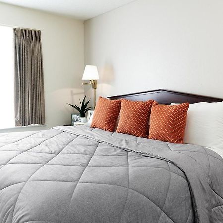 Intown Suites Extended Stay Newport News Va - I-64 Exterior foto
