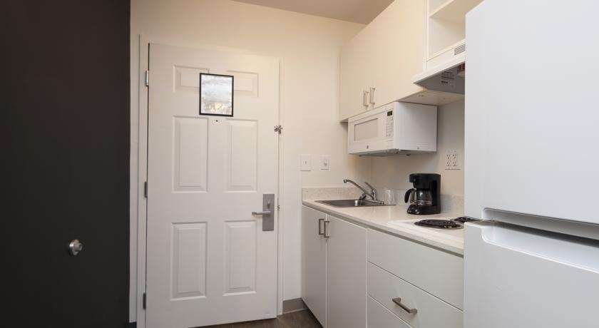 Intown Suites Extended Stay Newport News Va - I-64 Zimmer foto